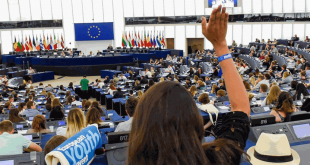 Unione Europea: Partecipa al premio europeo Carlo Magno della Gioventù 2022